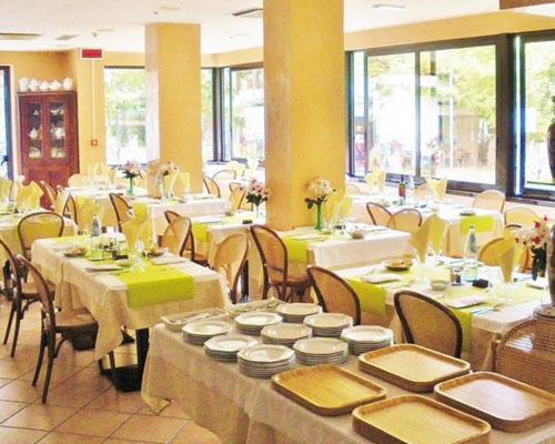 Hotel Ducale Cattolica Zewnętrze zdjęcie